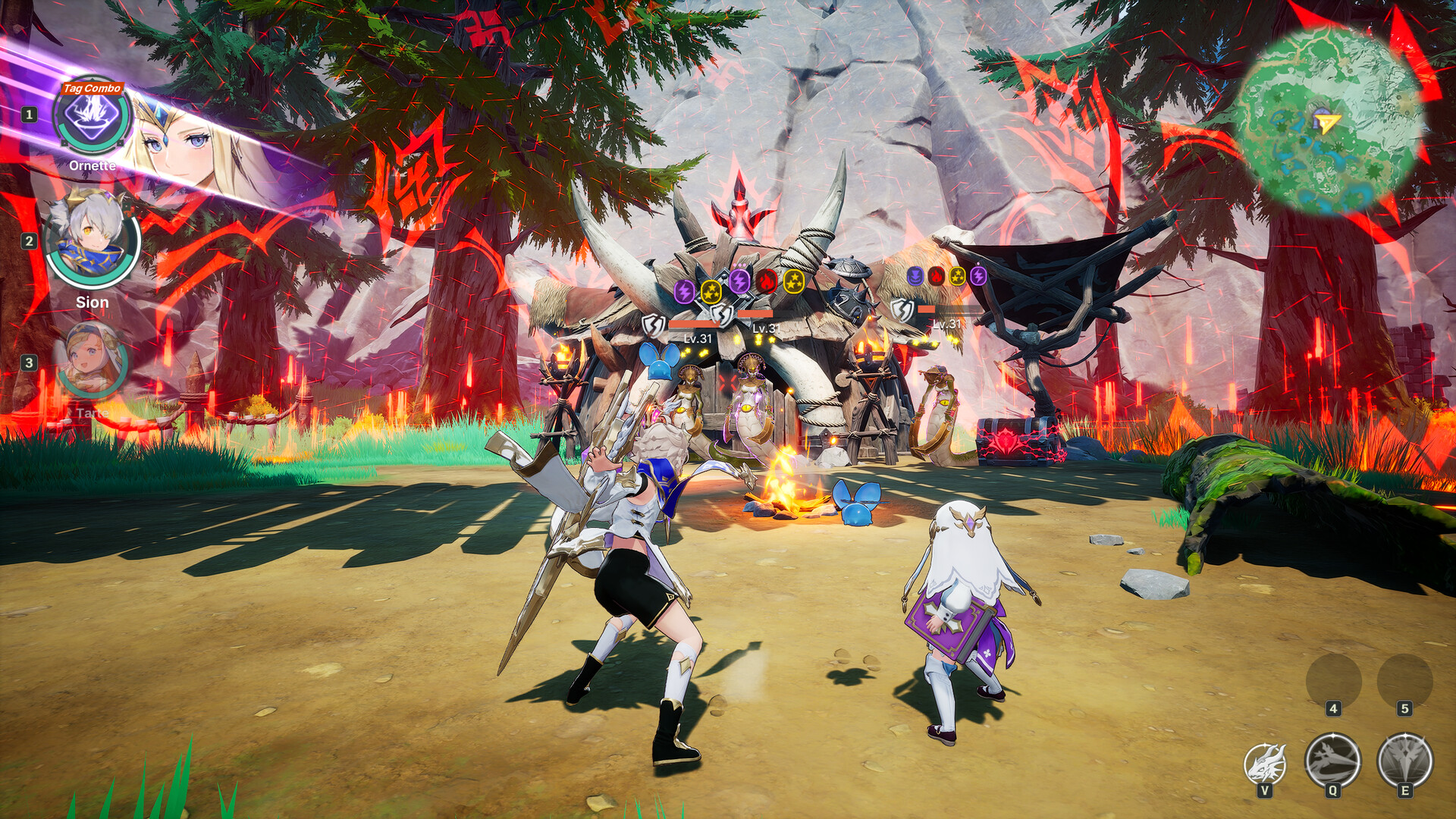 DragonSword Awakening boss battle HUD showing stacked enemy status icons and an available teammate prompt